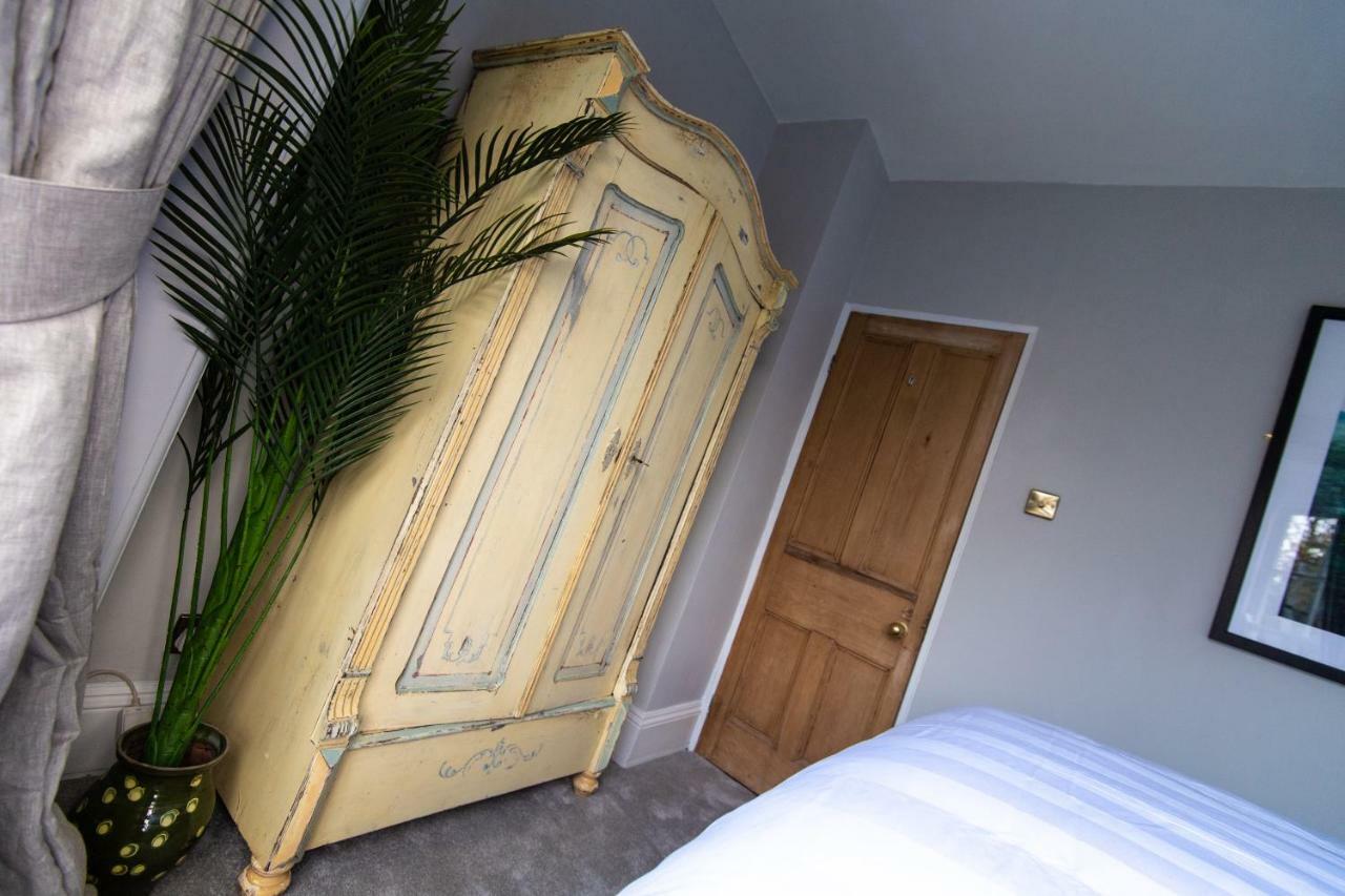 Court House Apartment Челтнъм Екстериор снимка