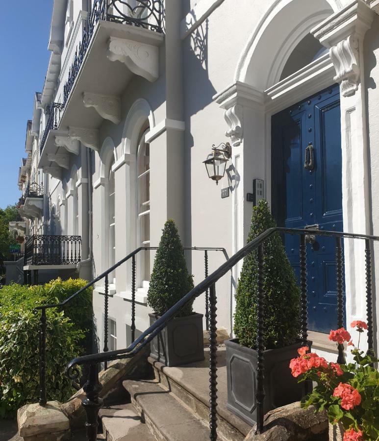 Court House Apartment Челтнъм Екстериор снимка